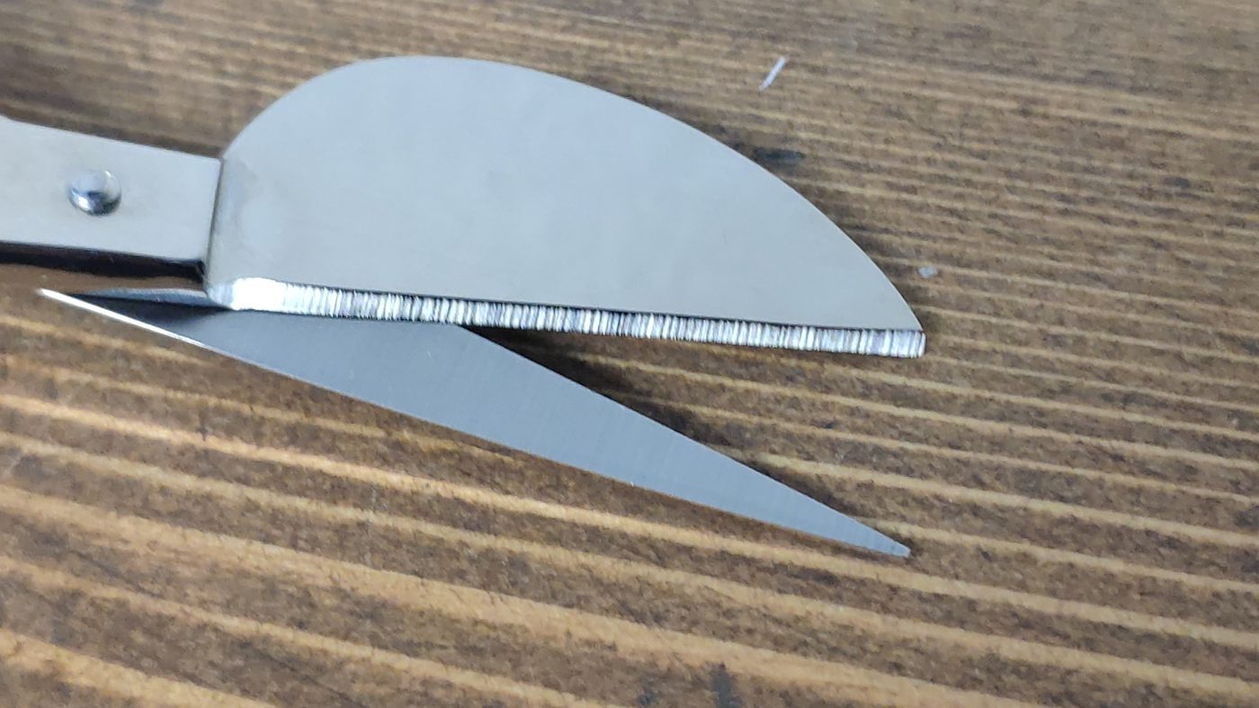 Tijeras Pico de Pato Kretzer: Detalles Perfectos en Proyectos de Tufting